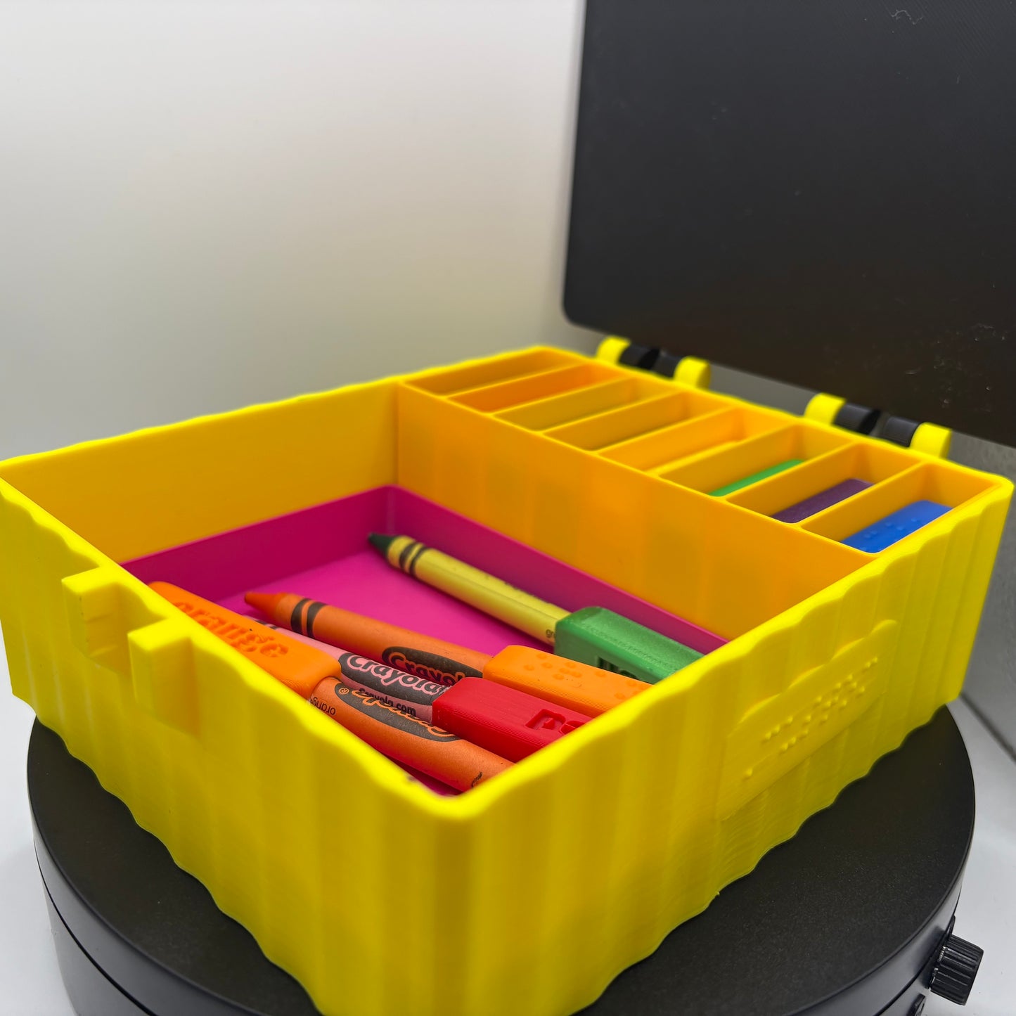 Personalized Braille Crayon Case, High-Contrast Storage Box for Low Vision Kids