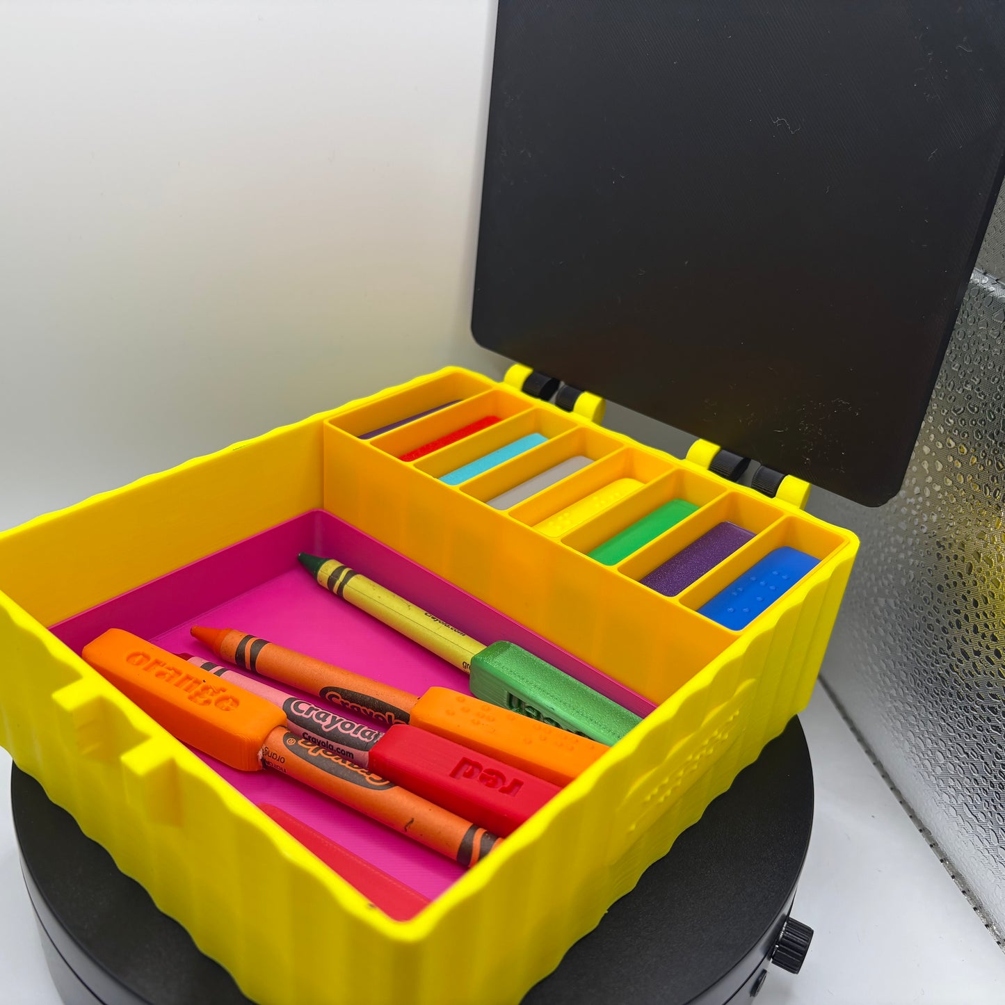 Personalized Braille Crayon Case, High-Contrast Storage Box for Low Vision Kids